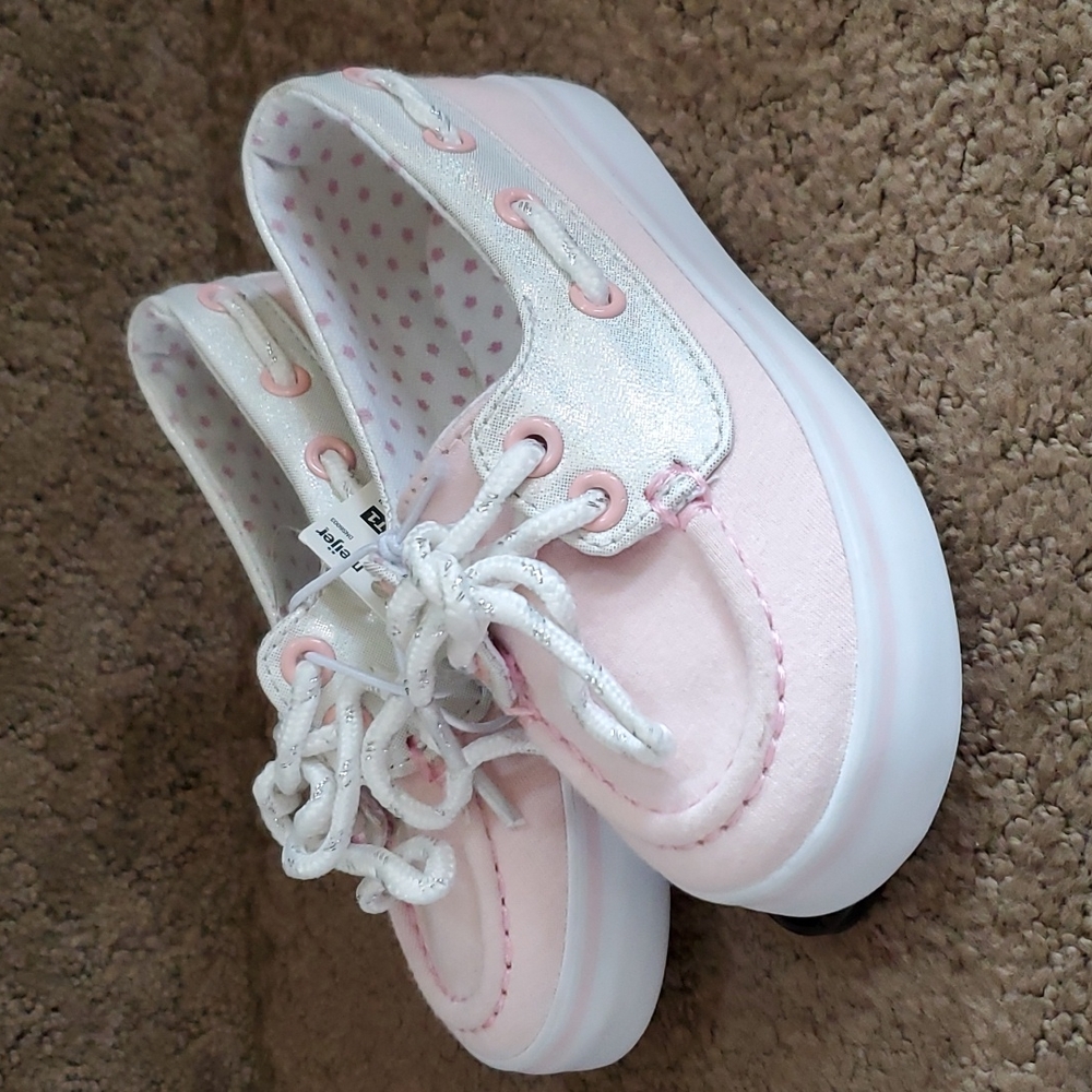 Baby Toddler Girls Falls Creek Pink Canvas Boat Shoes Loafers Size 5 7  NWT